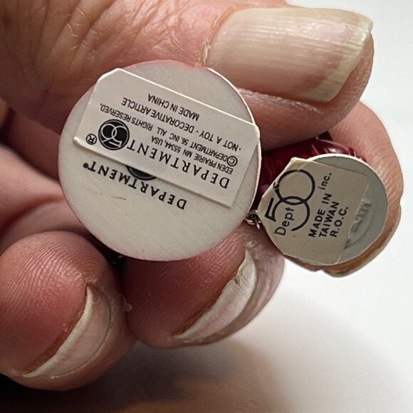 Dept 56 Red Fire Hydrants, Set of 2, Christmas Village Accessory from 1990s - Picture 6 of 6